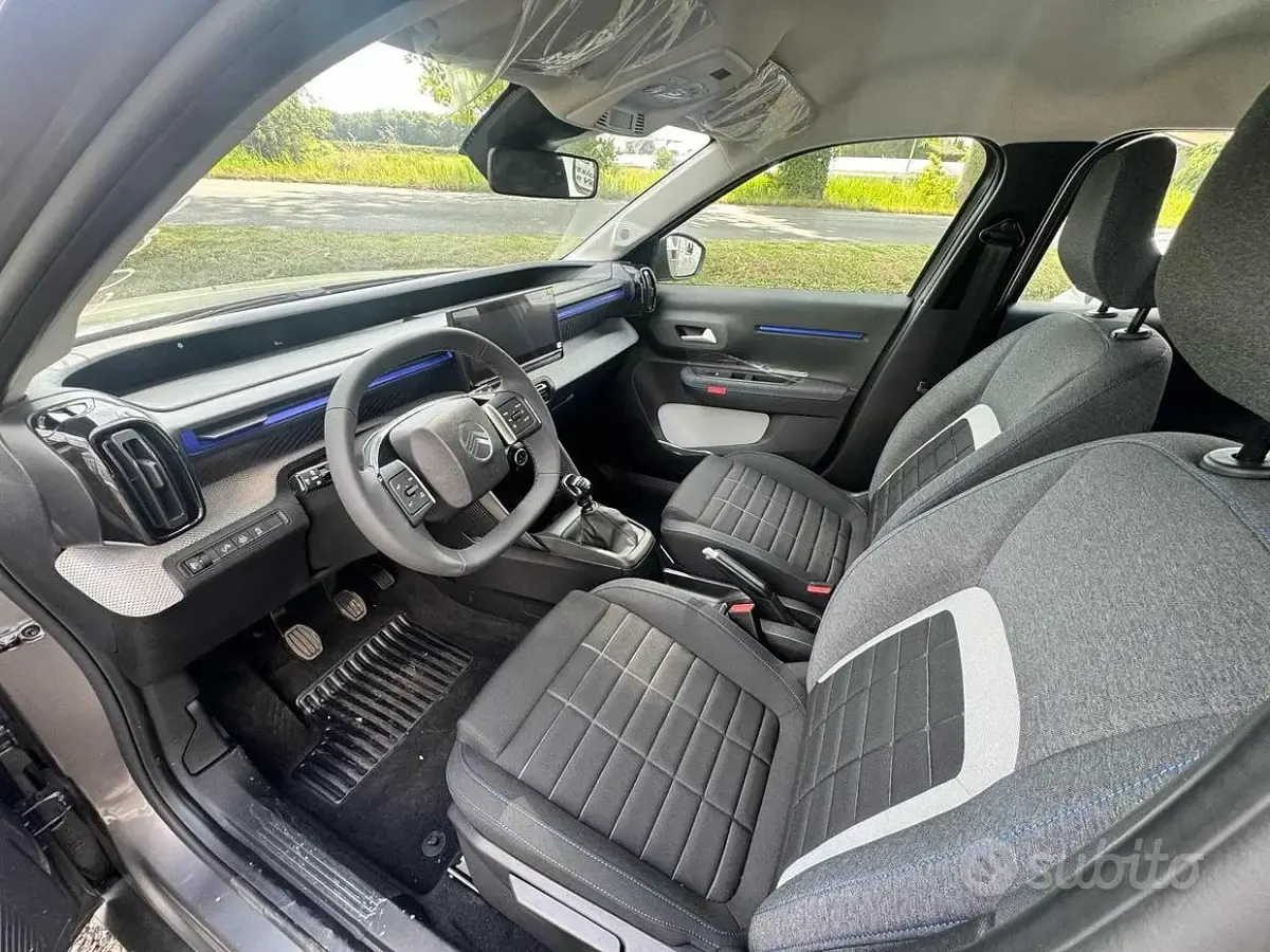 Nuova Citroën C3 PureTech 101 CV (74 kW) 2026 Grigio SUV
