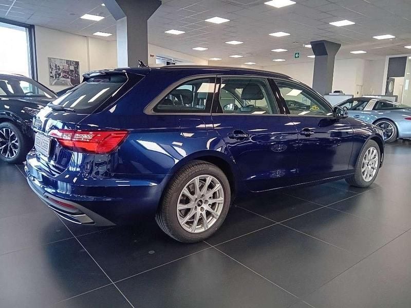 Usata Audi A4 Advanced 136 CV (100 kW) 2024 Blu Station wagon