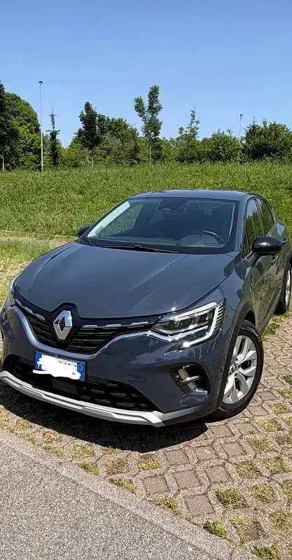 Usata Renault Captur Initiale Paris 92 CV (67 kW) 2021 SUV