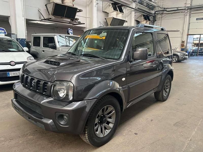 Usata Suzuki Jimny 84 CV (61 kW) 2017 Grigio SUV