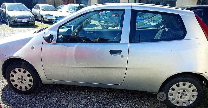Usata Fiat Punto Active 2009 Grigio Utilitaria