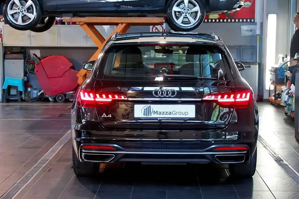 Usata Audi A4 Advanced Plus 136 CV (100 kW) 2024 Nero Station wagon