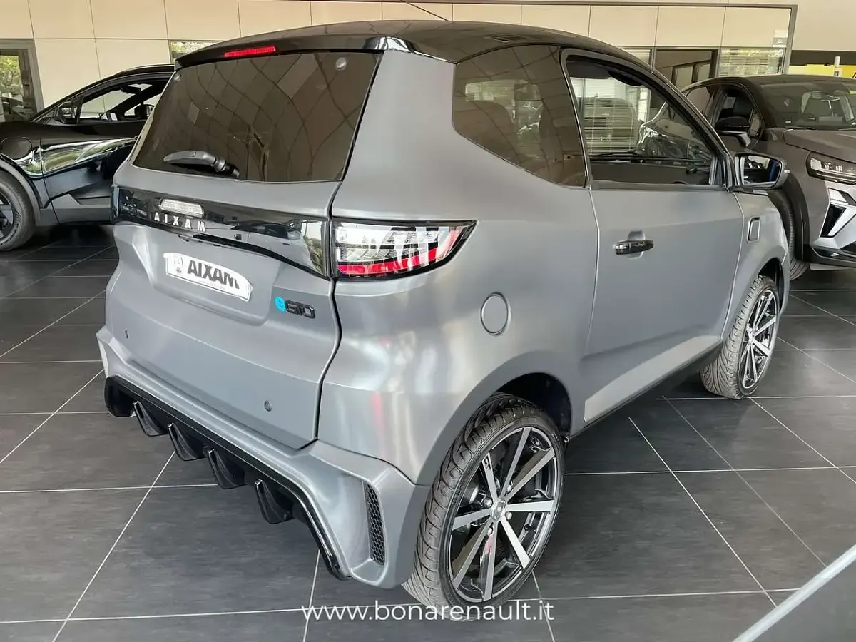 Nuova Aixam City GTO 2026 Grigio Berlina