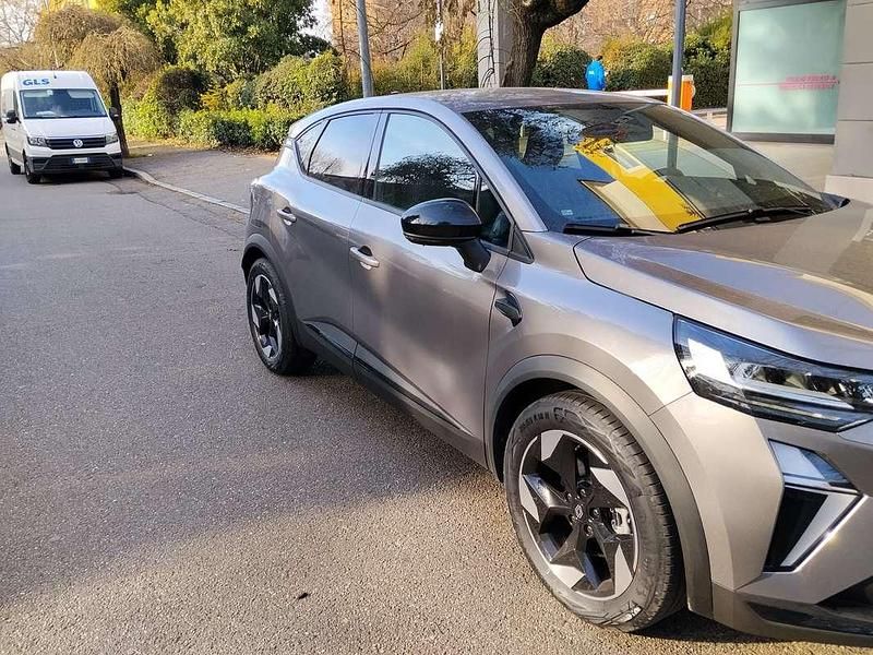 Nuova Renault Captur Techno 158 CV (116 kW) 2025 SUV