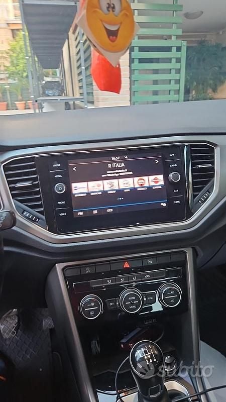 Usata VW T-Roc Business 116 CV (85 kW) 2020 Bianco SUV
