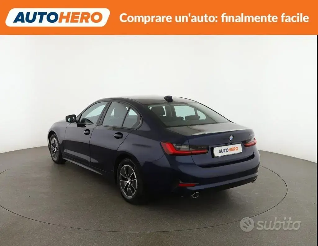 Begagnad BMW 318 Advantage 150 HK (110 kW) 2022 Blå Sedan