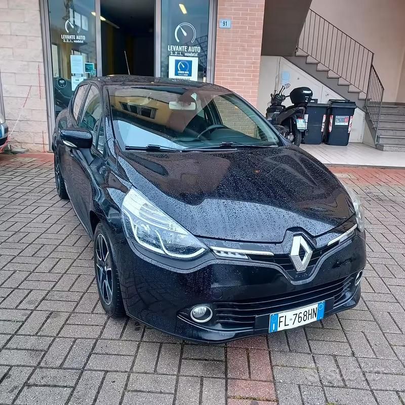 Usata Renault Clio IV 75 CV (55 kW) 2018 Nero Berlina