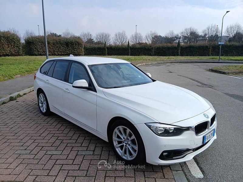 Usata BMW 320 190 CV (139 kW) 2017 Bianco Station wagon
