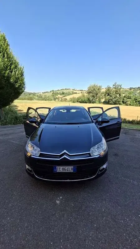 Usata Citroën C5 Dynamique 140 CV (102 kW) 2010 Bluazzurro Berlina