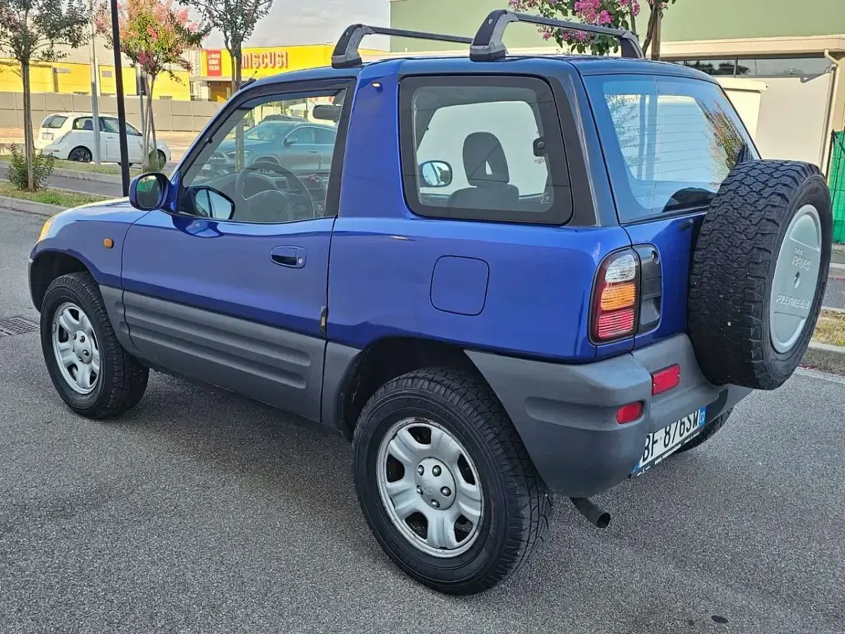 Usata Toyota RAV4 128 CV (94 kW) 1999 Other SUV