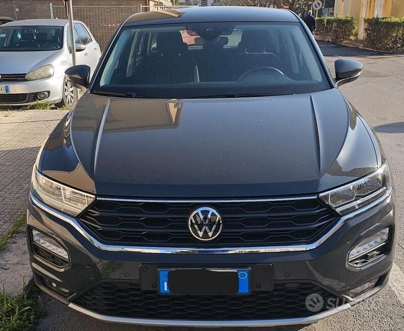 Usata VW T-Roc Business 150 CV (110 kW) 2021 Grigio SUV