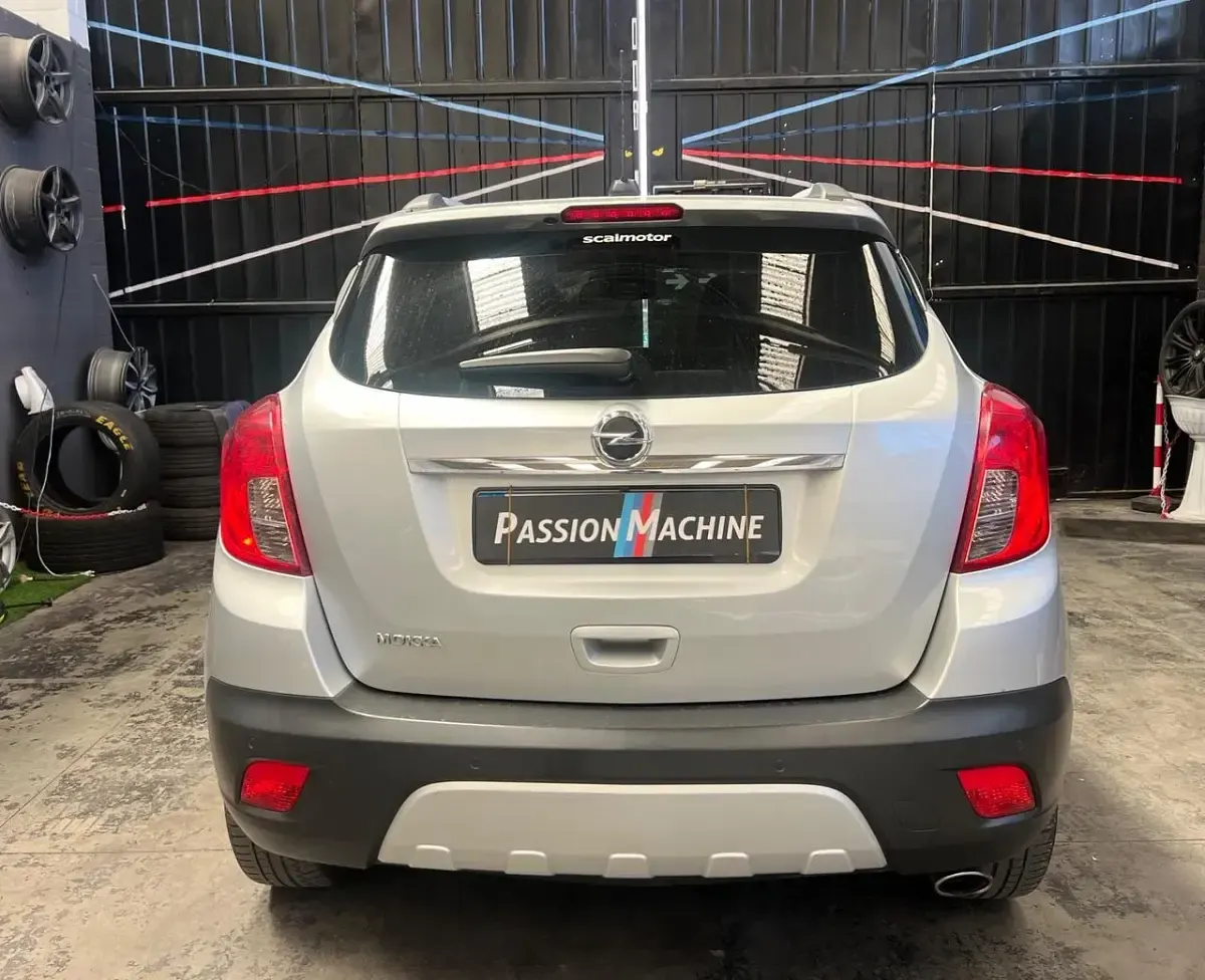Usata Opel Mokka Cosmo 140 CV (102 kW) 2016 Argento SUV