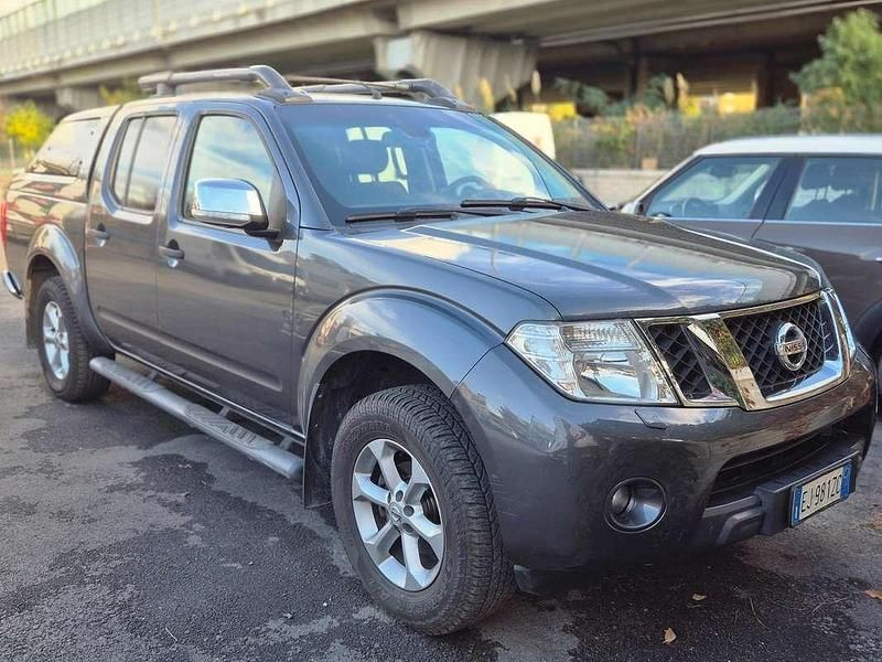 Usata Nissan Navara 190 CV (139 kW) 2011 Grigio Pick-up