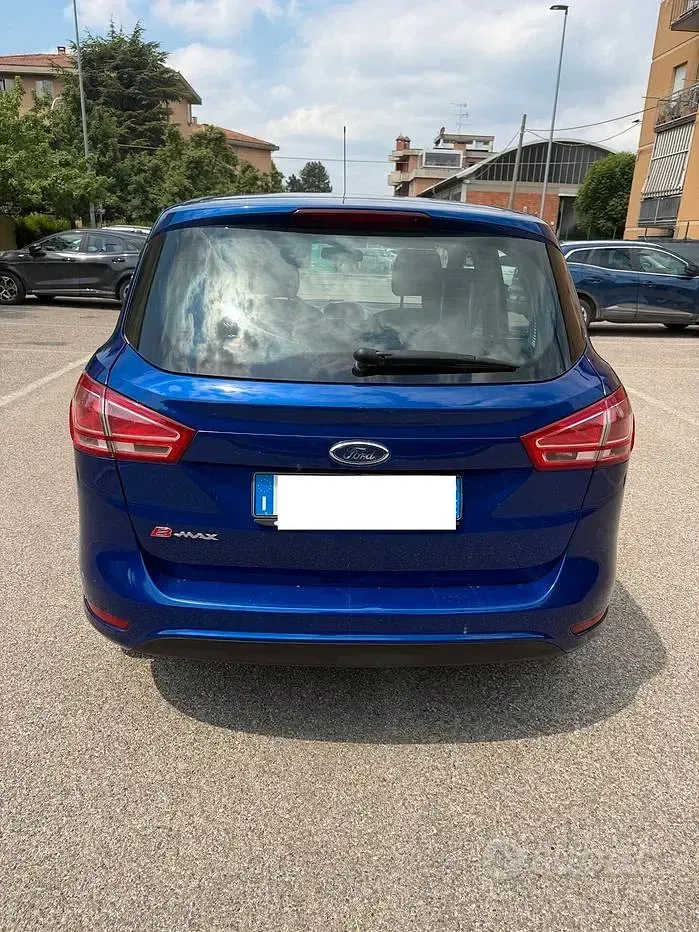 Usata Ford B-MAX 92 CV (67 kW) 2017 Blu/azzurro Monovolume