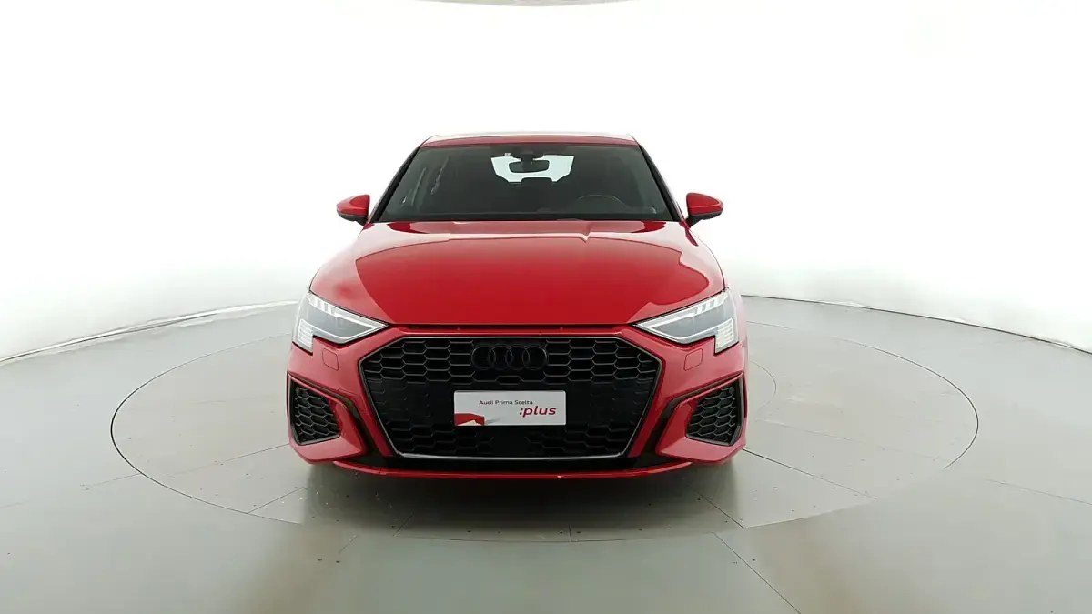 Usata Audi A3 S-Line 150 CV (110 kW) 2022 Rosso Berlina