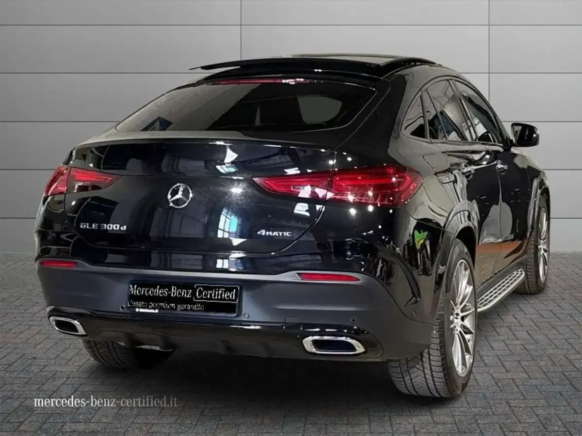 Usata Mercedes GLE300 AMG Line Premium 269 CV (197 kW) 2023 Nero ossidiana SUV