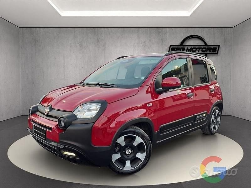 Usata Fiat Panda Cross Cross 71 CV (52 kW) 2025 Utilitaria