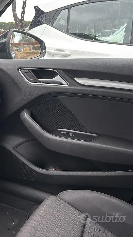 Usata Audi A3 Sport 102 CV (75 kW) 2013 Nero Berlina