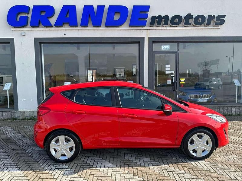 Begagnad Ford Fiesta S 95 HK (69 kW) 2020 Röd Halvkombi