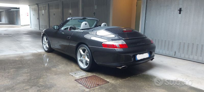 Nero Usata 2002 Porsche 911 Carrera Cabriolet Cabrio | 43.000 € (Buon prezzo) - Immagine 1/4