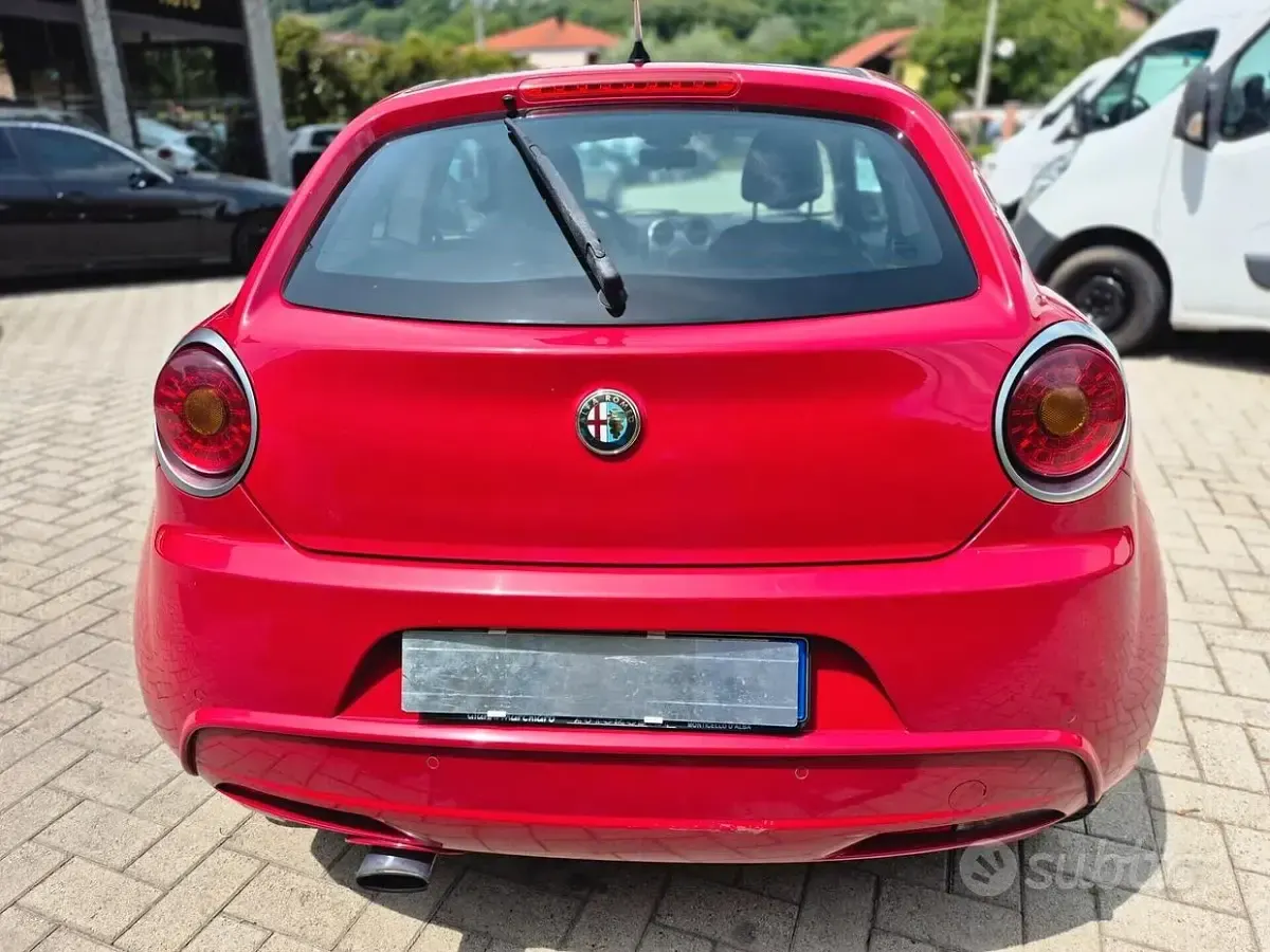 Usata Alfa Romeo MiTo 105 CV (77 kW) 2010 Rosso Utilitaria