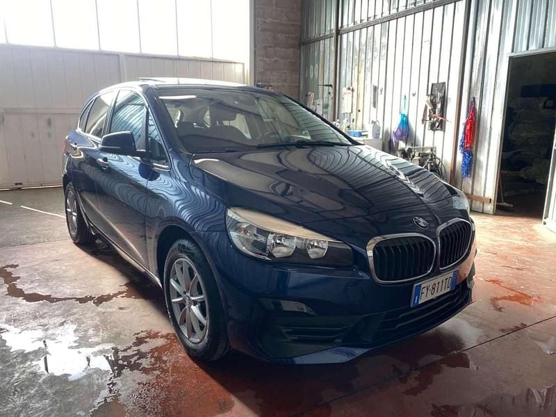 Usata BMW 218 Advantage 150 CV (110 kW) 2020 Blu Berlina