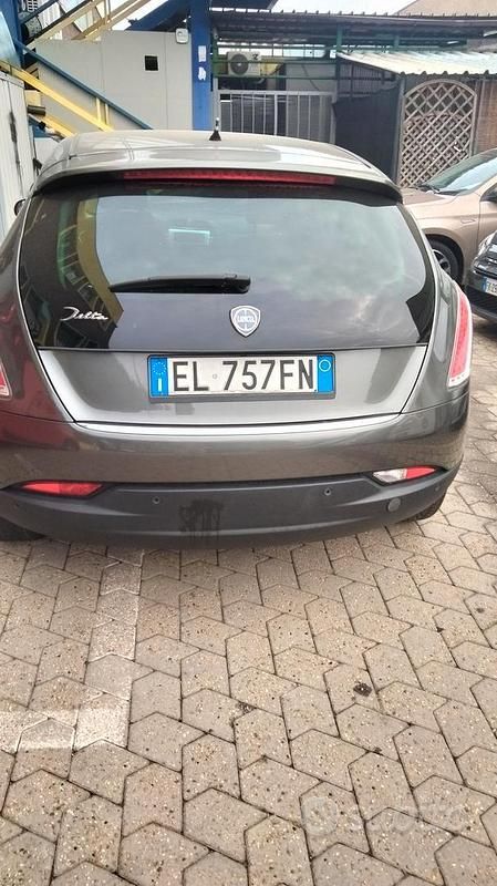 Usata Lancia Musa 120 CV (88 kW) 2012 Monovolume