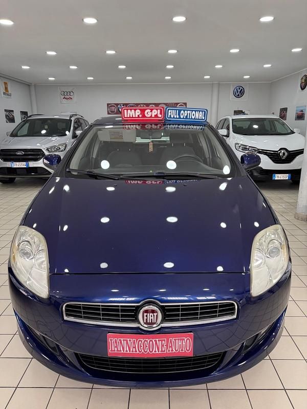 Usata Fiat Bravo 89 CV (65 kW) 2009 Blu Utilitaria