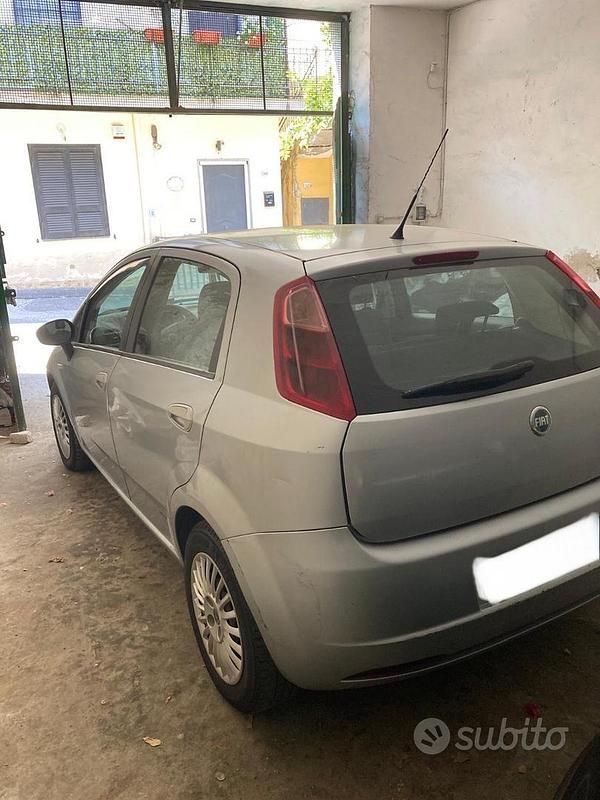 Usata Fiat Grande Punto 75 CV (55 kW) 2007 Utilitaria