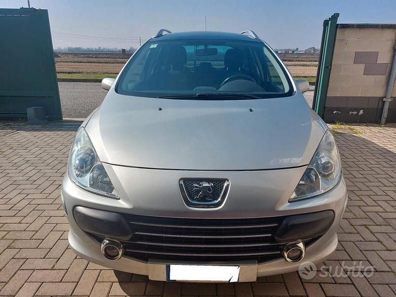 Usata Peugeot 307 90 CV (66 kW) 2007 Grigio Station wagon