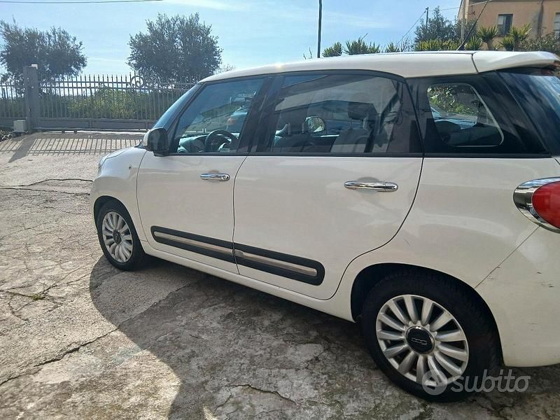 Usata Fiat 500L 95 CV (69 kW) 2016 Bianco Monovolume