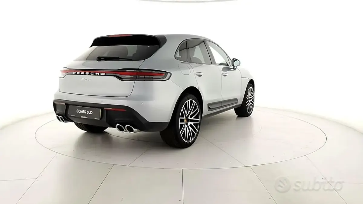 Usata Porsche Macan 265 CV (194 kW) 2023 Grigio SUV