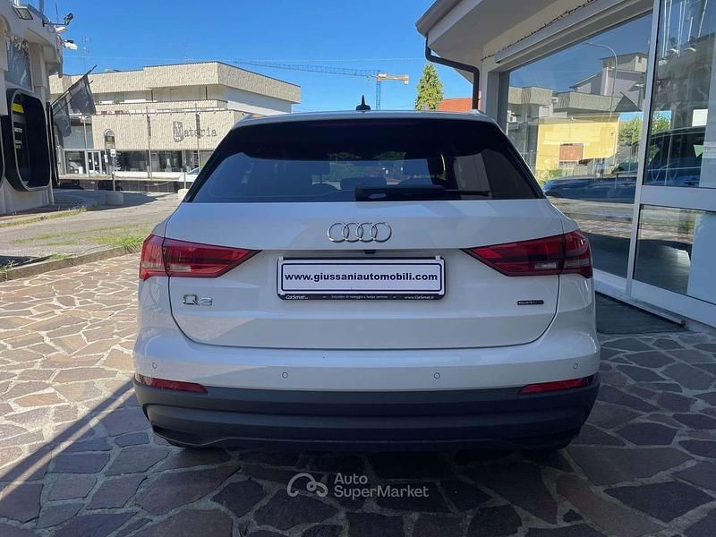 Usata Audi Q3 Business 190 CV (139 kW) 2020 Bianco ghiaccio SUV