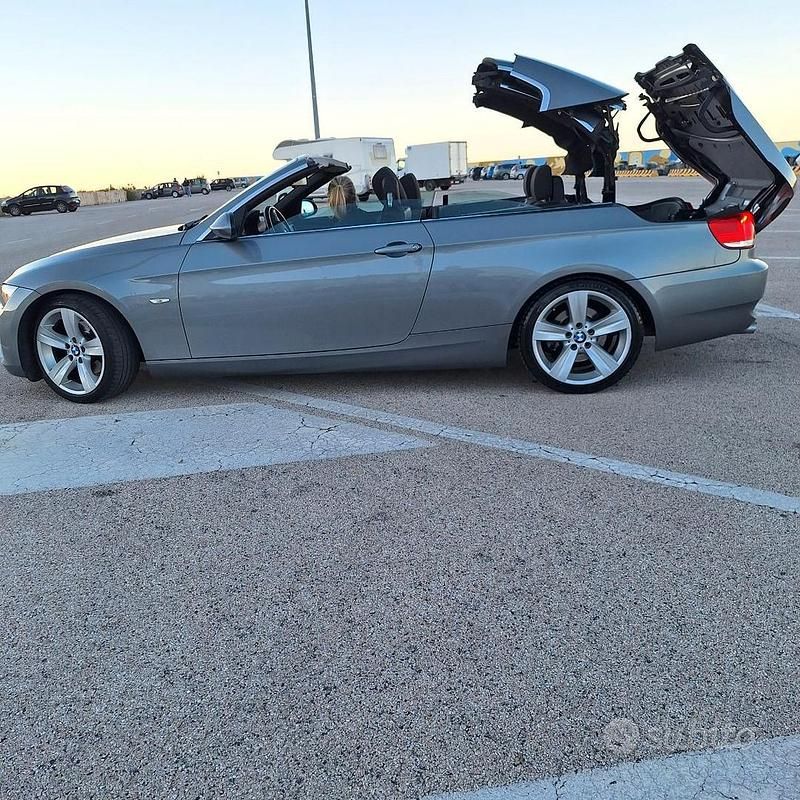 Usata BMW 320 Cabriolet 170 CV (125 kW) 2007 Grigio Cabrio