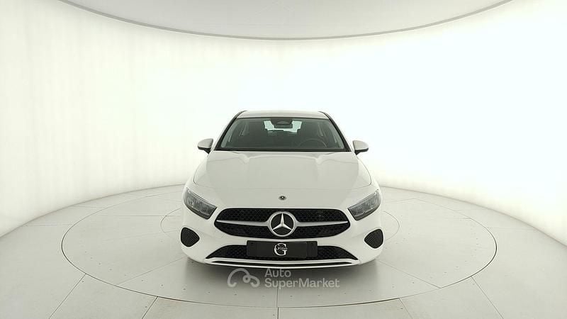Usata Mercedes A180 Advanced 116 CV (85 kW) 2025 Bianco Berlina