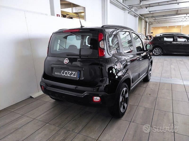 Usata Fiat Panda Cross Cross 69 CV (50 kW) 2019 Nero Utilitaria