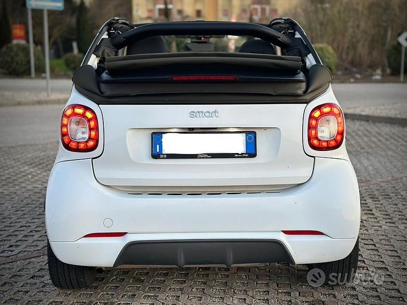 Usata Smart ForTwo Cabrio 90 CV (66 kW) 2019 Bianco Cabrio