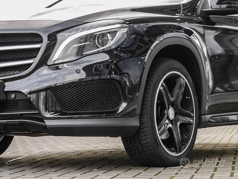 Usata Mercedes GLA220 Premium 177 CV (130 kW) 2016 Nero SUV