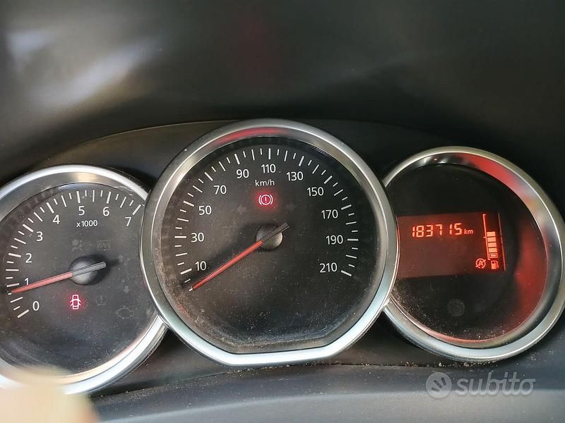 Usata Dacia Logan 70 CV (51 kW) 2018 Grigio Berlina
