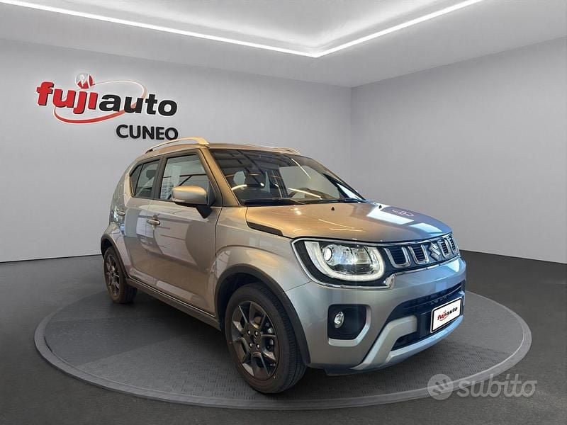 Usata Suzuki Ignis 83 CV (61 kW) 2023 Grigio SUV