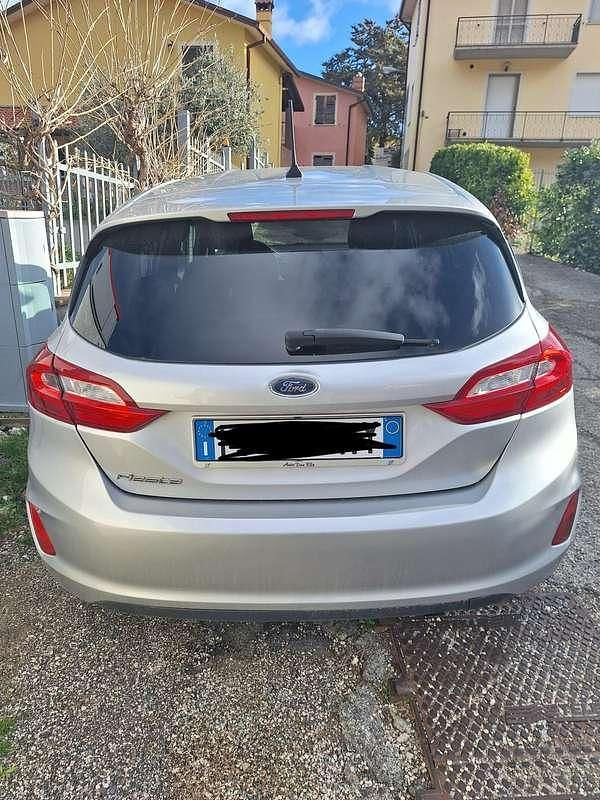 Usata Ford Fiesta Titanium 86 CV (63 kW) 2018 Argento Utilitaria
