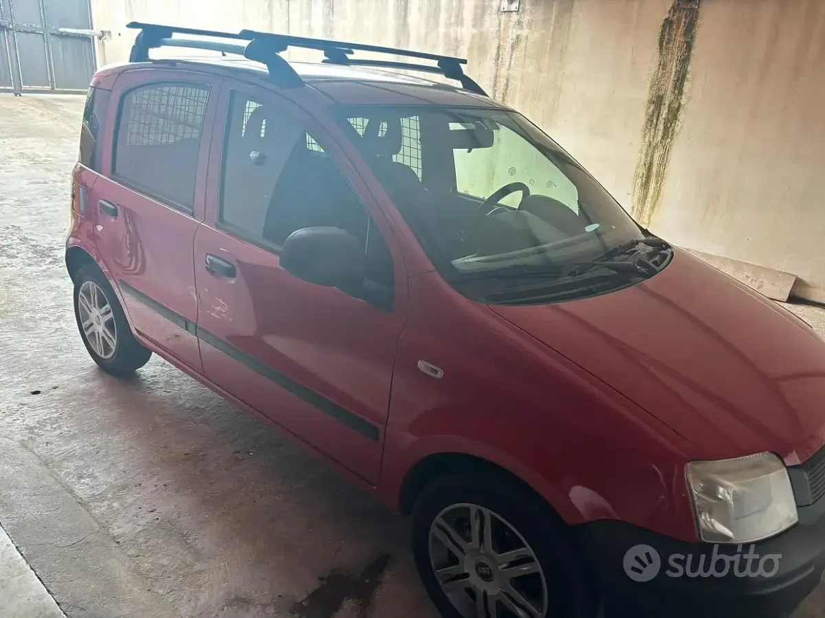 Usata Fiat Panda 69 CV (50 kW) 2010 Rosso Utilitaria
