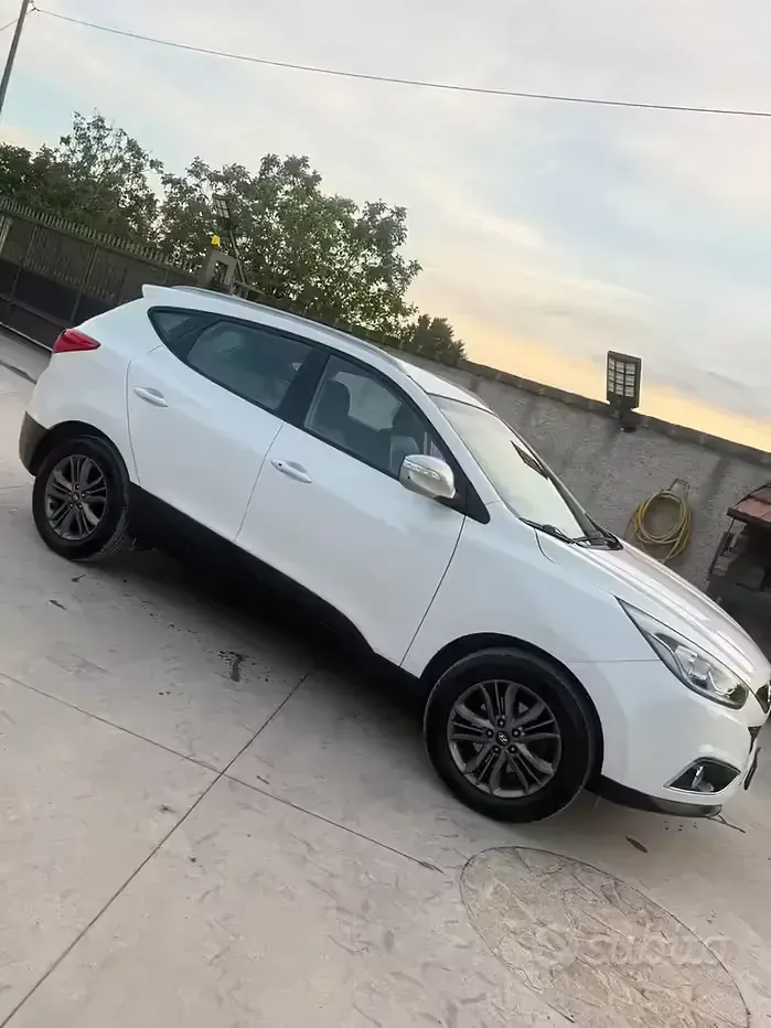 Usata Hyundai ix35 115 CV (84 kW) 2013 Bianco SUV