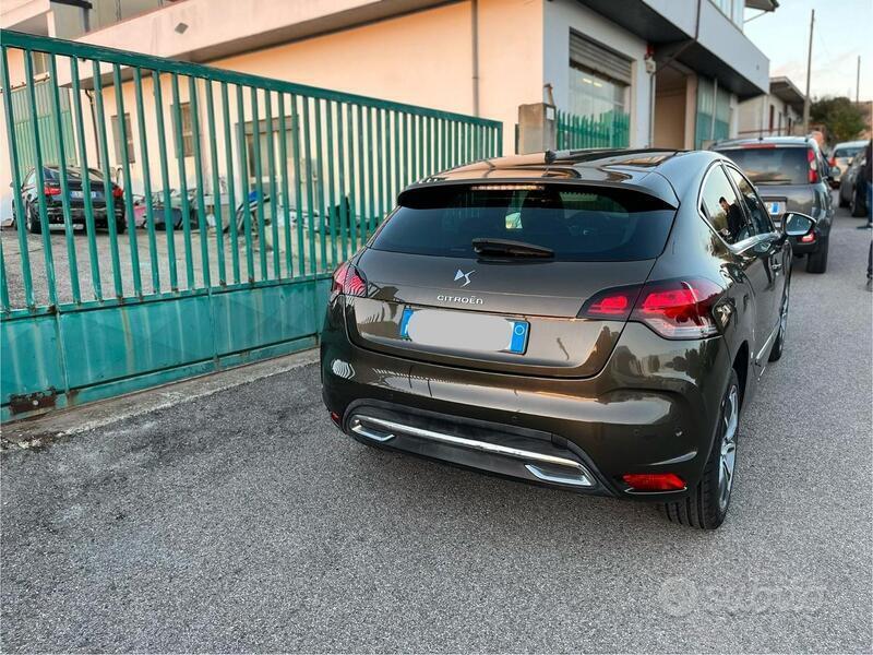 Usato 2011 Citroën DS4 2.0 Diesel 160 CV (7.500 €)