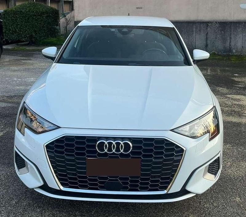 Usata Audi A3 Ambiente 150 CV (110 kW) 2021 Bianco Berlina
