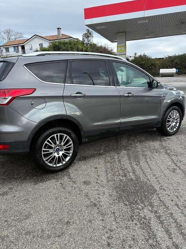 Usata Ford Kuga Individual 163 CV (119 kW) 2013 SUV