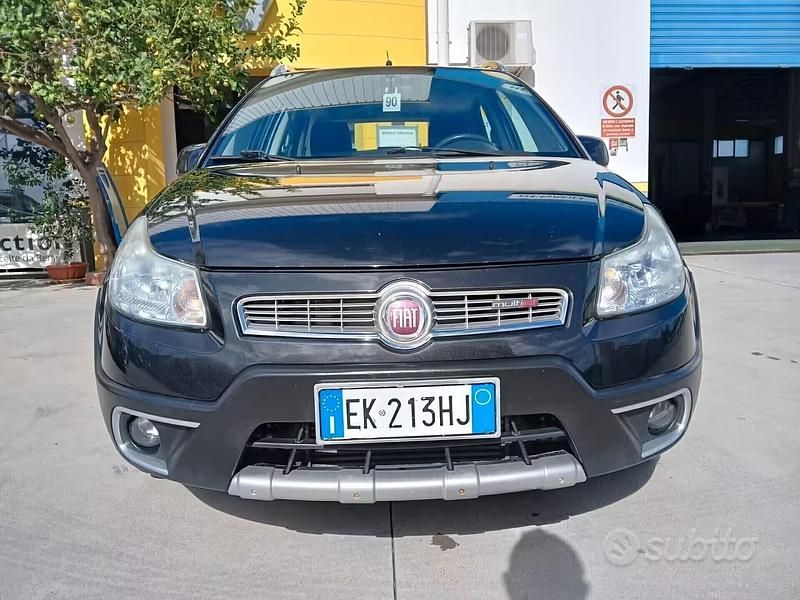 Usata Fiat Sedici 136 CV (100 kW) 2011 Nero SUV