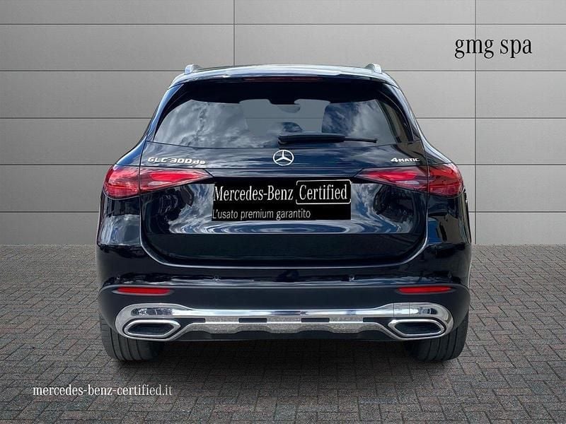 Usata Mercedes GLC300 Advanced 197 CV (144 kW) 2023 Nero SUV