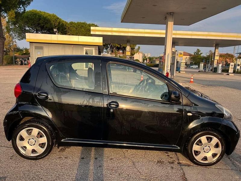 Usata Toyota Aygo City 68 CV (50 kW) 2006 Utilitaria