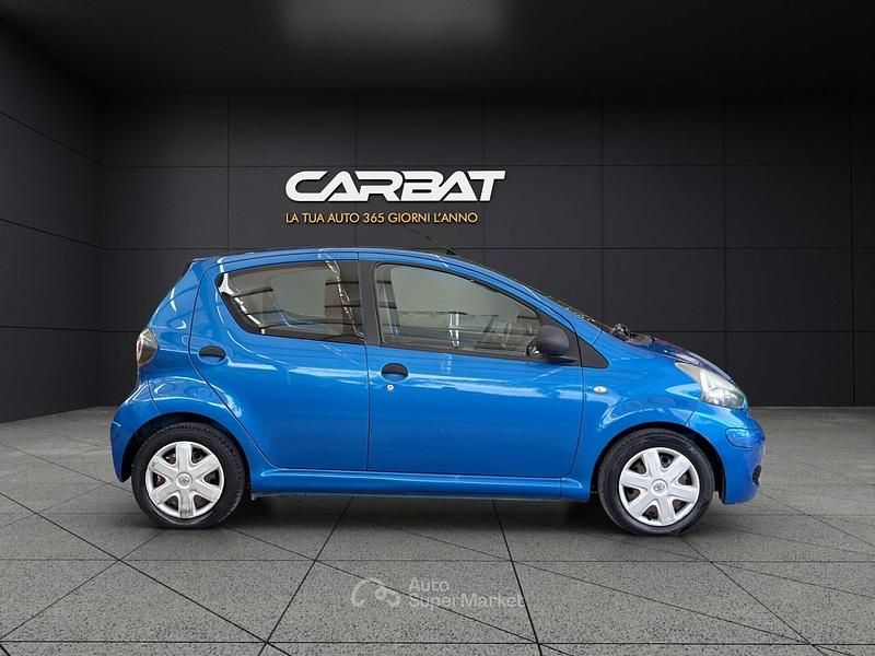 Usata Toyota Aygo Connect Style 68 CV (50 kW) 2011 Blu/azzurro Utilitaria